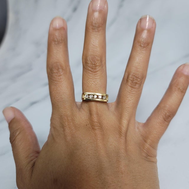 ♥ Ring Summary ♥ Main Stone: Diamond Approx. Carat Weight: .46cttw Diamond Color: J/K Diamond Clarity: VS2 Band Material:...