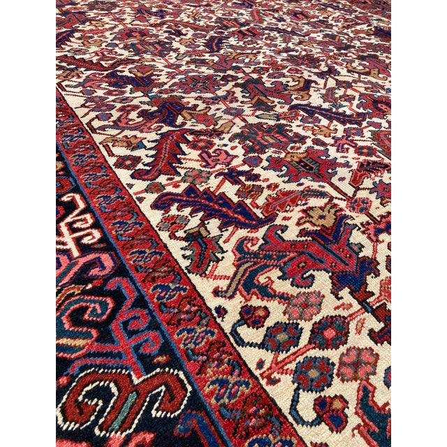 Vintage Heriz Rug in Wool, 1920s For Sale - Image 14 of 18