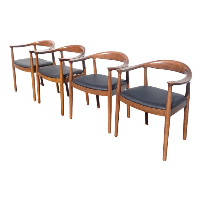 Chairs Hans Wegner for Johannes Hansen Style ~ Set Four Mid Century Black Chairs For Sale