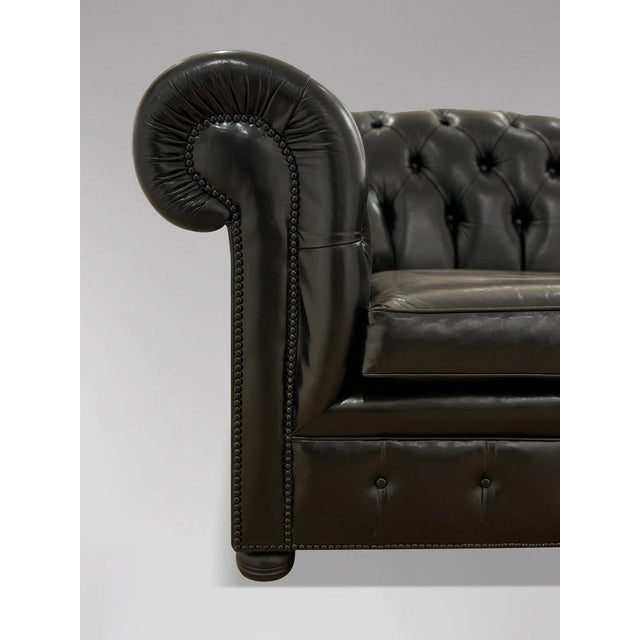 Black Leather Chesterfield 2-Seater Sofa, 1960s For Sale - Image 4 of 8