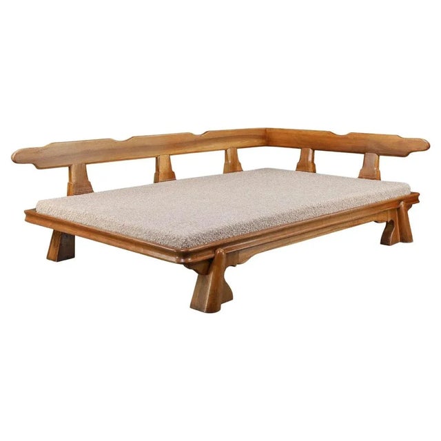 French Brutalist Walnut Daybed with Bouclé Upholstery, 1950s For Sale - Image 17 of 17