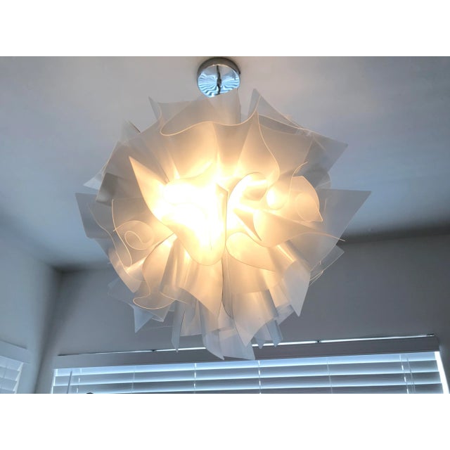 Modern Slamp Veli Suspension Large Pendent Light Fixture by Adriano Rachele For Sale - Image 3 of 12
