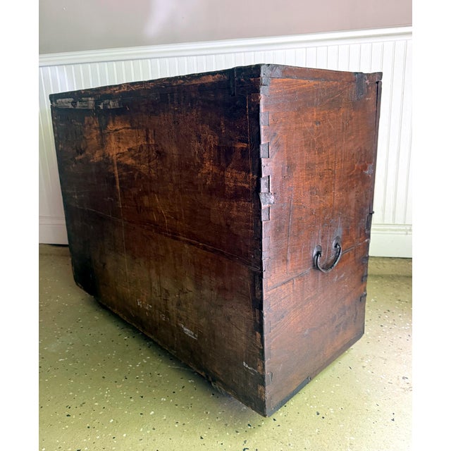 Antique Korean Bandaji with Expressive Grains from Jeju Do Island For Sale - Image 9 of 18