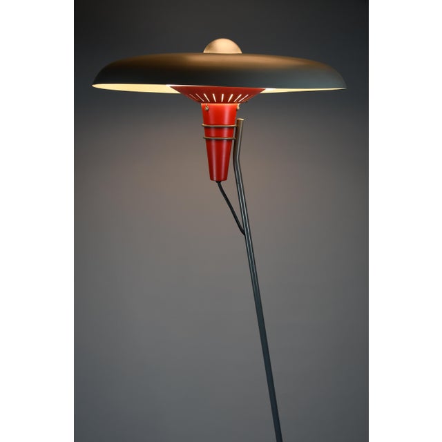 Mid-Century Tripod NX 38 Floor Lamp with Red Cone and Grey Saucer Shade by Louis Kalff for Philips, Netherlands, 1950s For Sale - Image 10 of 14