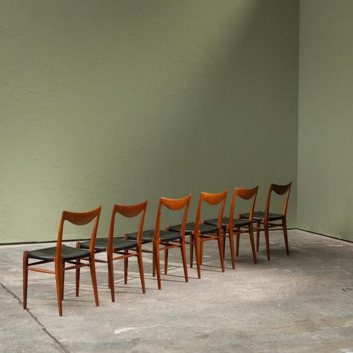 Bambi Dining Chairs in Teak and Black Leather by Rolf Rastad and Adolf Relling for Gustav Bahus, Norway, 1950s, Set of 6 For Sale - Image 4 of 10