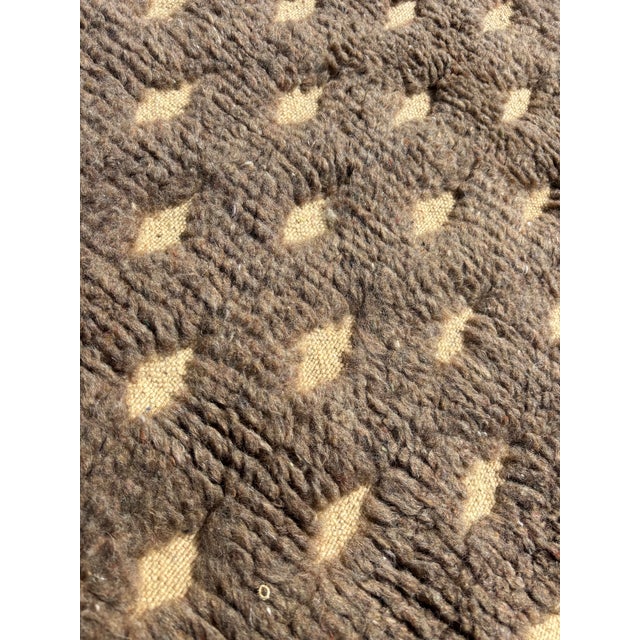 Moroccan Beni Ouarain Rug in Hand-Knotted Brown and Cream Dot Patterned Wool, 1990s For Sale - Image 6 of 10