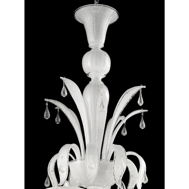 Contemporary Traditional White Venetian Murano Glass Ca Rezzonico Chandelier with Transparent Accents by Simoeng for Simoeng For Sale - Image 3 of 7