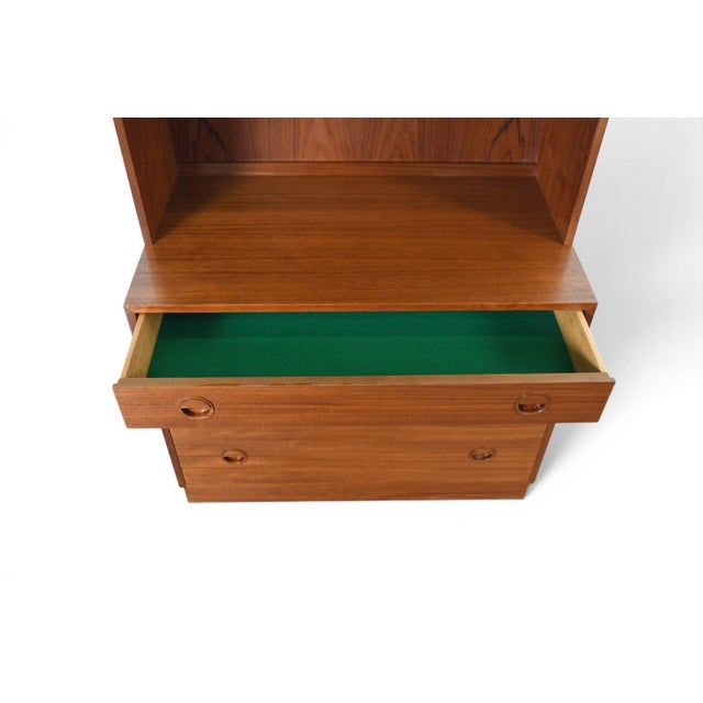 Danish Modern Four Drawer Chest With Bookcase Hutch | Danish Modern 1960s For Sale - Image 4 of 8