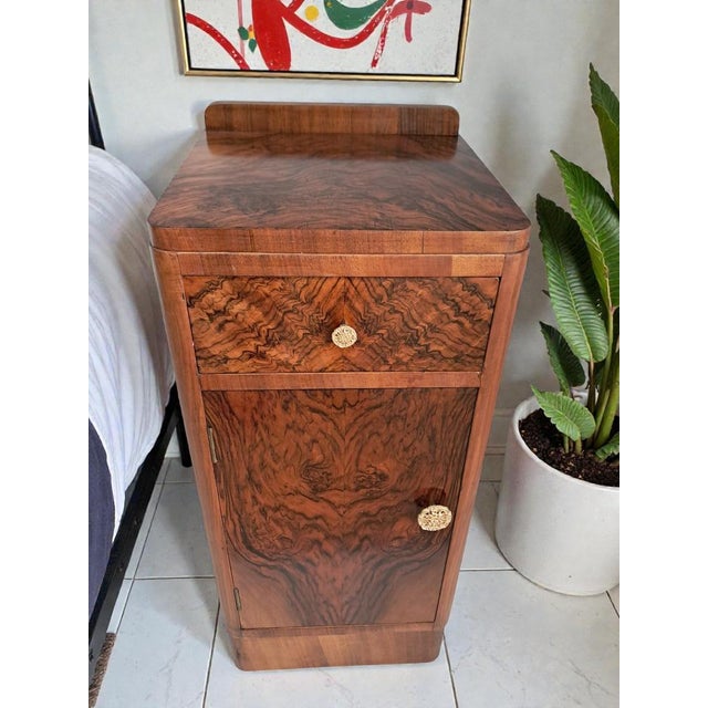 Brown Art Deco Bedside Cabinets in Walnut, 1930, Set of 2 For Sale - Image 8 of 18