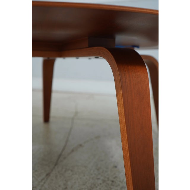 Brown Herman Miller Eames Model Round Modern Coffee Table For Sale - Image 8 of 12