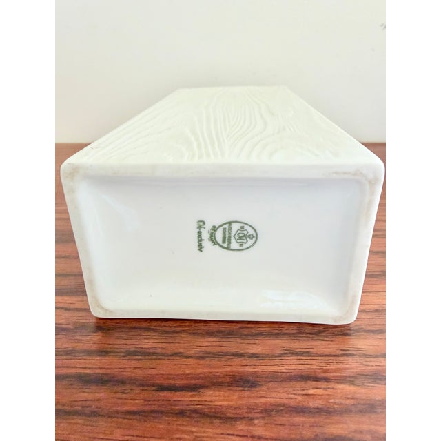 White Vintage German Vase from Hutschenreuther Hohenberg, 1970s For Sale - Image 8 of 9