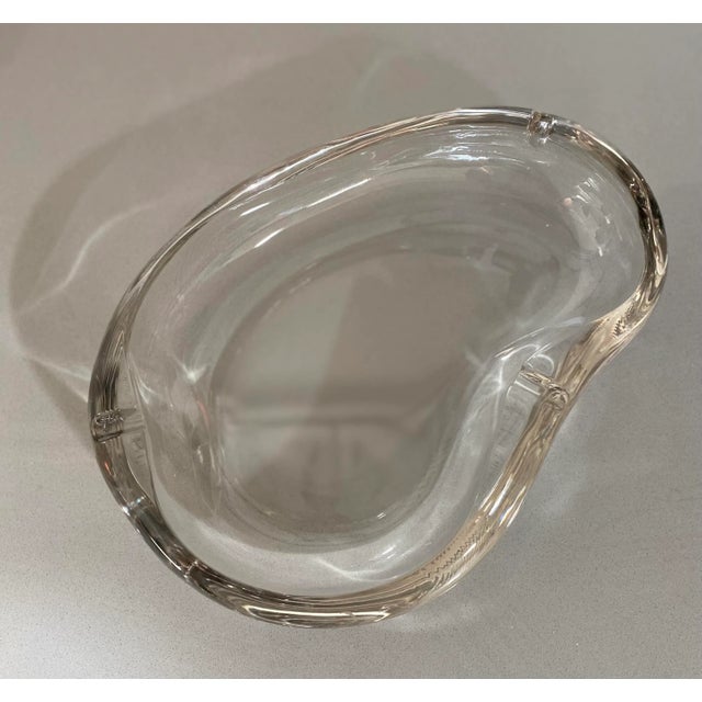 Vintage large glass kidney shaped ashtray. Nice catchall addition to a coffee table or entrance table.
