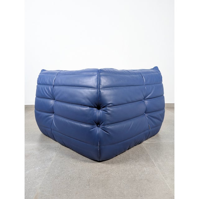 Vintage Togo Corner Sofa in French Blue Leather by Michel Ducaroy for Ligne Roset, 1980s For Sale - Image 13 of 16