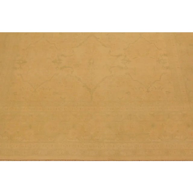 1980s Boho Chic Sun-Faded Ivory/Lt. Green Wool Rug -9'2 X 12'1 For Sale - Image 4 of 8