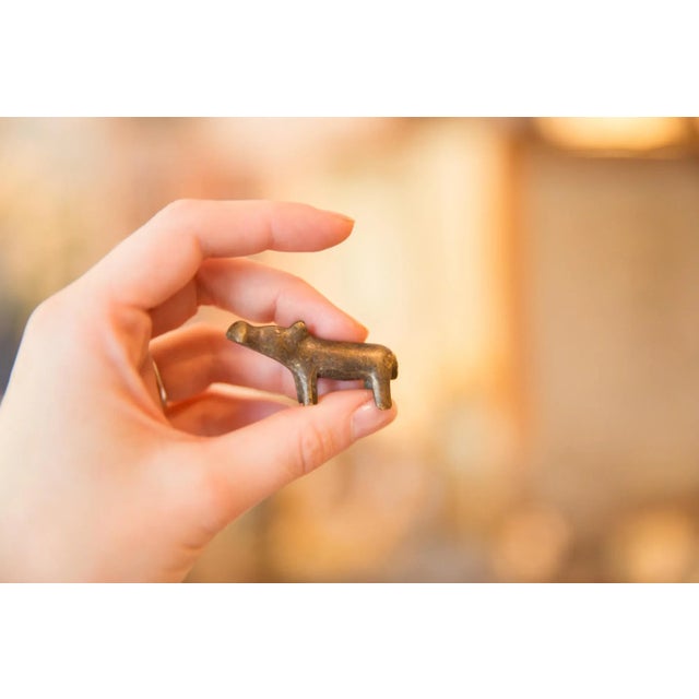 Vintage African Tiny Bronze Hippo For Sale In New York - Image 6 of 7