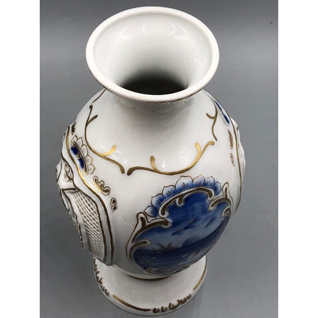 Porcelain Lamp with Vases in Reticulated Porcelain from Klausenburg, 1980s, Set of 3 For Sale - Image 18 of 18