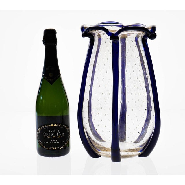 Large Murano Vase with Baloton Bubbles in Gold Leaf and Cobalt Blue Beads, 1960 For Sale - Image 15 of 18