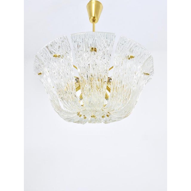 Large Vintage Curved Basket Pendant Light in Brass and Textured Glass by J. T. Kalmar for Kalmar, Vienna, 1950 For Sale - Image 14 of 18