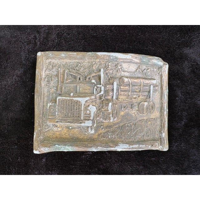 Collection of 6 Vintage Western & Industrial Brass Belt Buckles With Americana Motifs For Sale In Orlando - Image 6 of 12