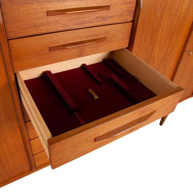 Brown Mid-Century Modern Wooden Sideboard in Teak from VKW Furniture For Sale - Image 8 of 18