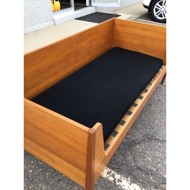 Mid-Century Modern 1960's Mid-Century Poul Hundevad Teak Daybed For Sale - Image 3 of 12