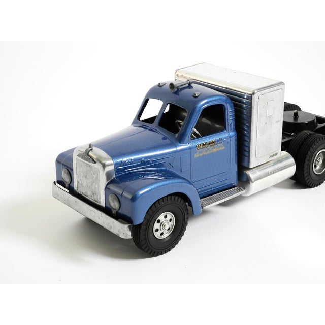 Original Smith Miller 1953 Model Lyon Van Lines Mack Truck, 2000s For Sale - Image 11 of 18