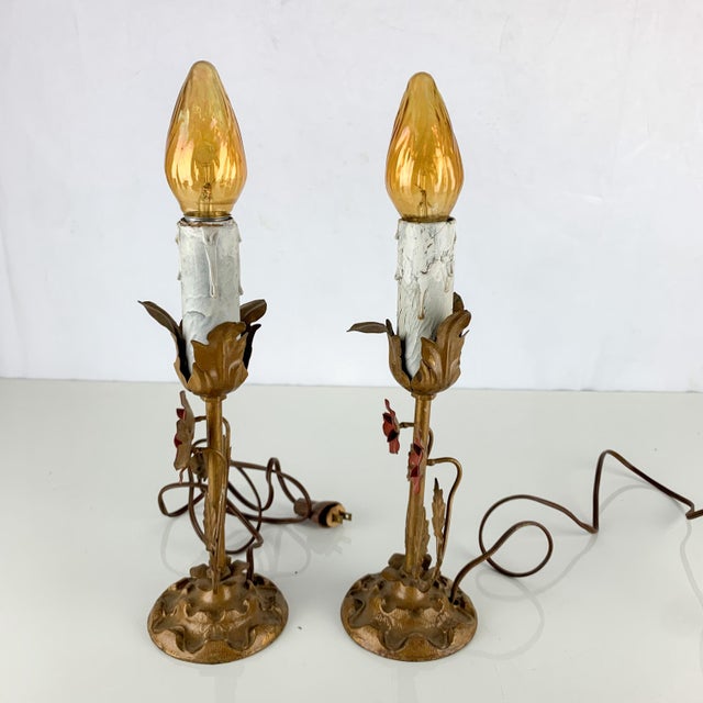 Pair Antique Vintage Victorian Tole Metal Flower Table Lamps Cast Base For Sale - Image 12 of 12