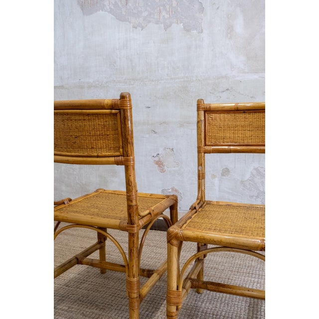 Set of 4 Bamboo and Rush Fabric Chairs – Italy – 1970s Product Details Bamboo frame. Backrest and seat in rush fabric....