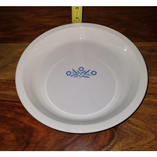 Mid-Century Modern Mid 20th Century Mid Century Modern Corning Ware Cornflower Pie Dish For Sale - Image 3 of 6