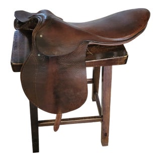 Vintage Barnsby English Leather Saddle For Sale