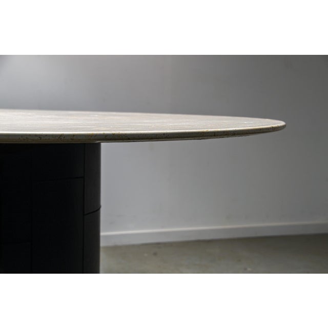 Stone Tobio Dining Table in Travertine and Leather by Afra & Tobia Scarpa for B&B Italia, 1977 For Sale - Image 7 of 8