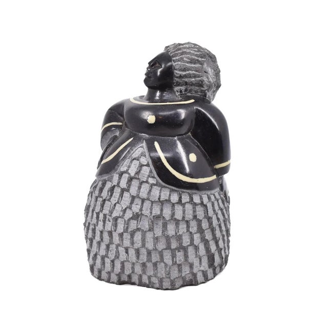 African Early 20th Century Shona Stone Woman Sculpture In The Style of Colleen For Sale - Image 3 of 6