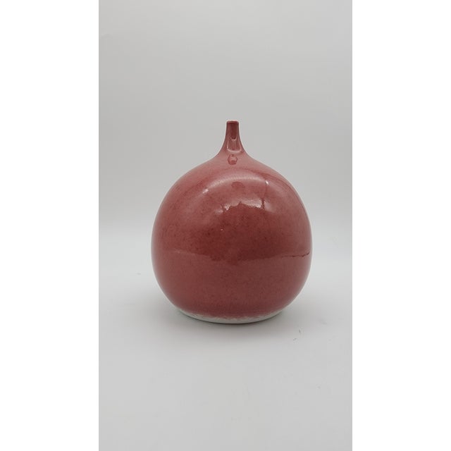 Ceramic Late 20th Century Minimalist Studio Pottery Bottle Vase in Cranberry Pink Glaze For Sale - Image 7 of 8