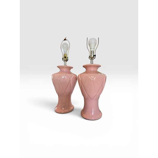 Pair of Vintage Blush Pink Ceramic Diamond Pattern Table Lamps With Three Settings/No Shades For Sale In West Palm - Image 6 of 11