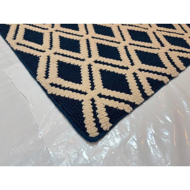 Modern Style Rug ,8' X 10' For Sale - Image 4 of 4