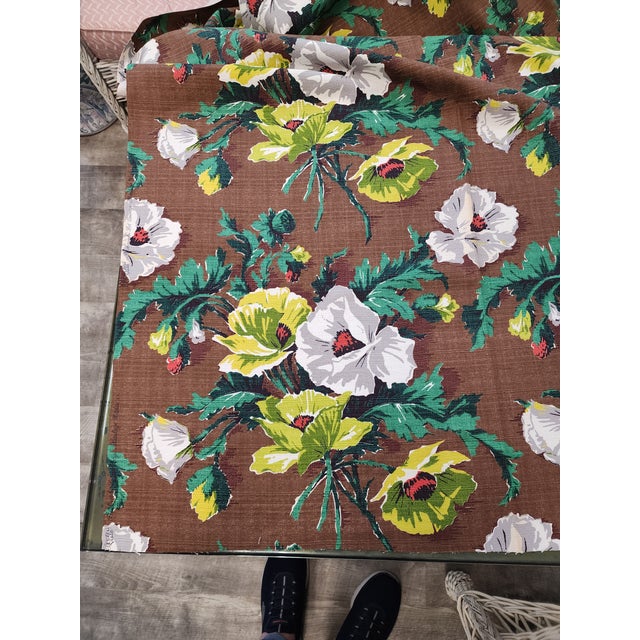 Rare 18 Yards Uncut Vintage 1940's Mid-Century Floral Barkcloth For Sale In New York - Image 6 of 15