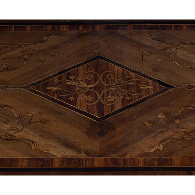 Italian Louis XVI Walnut Marquetry Chest, Late 18th Century For Sale - Image 4 of 18