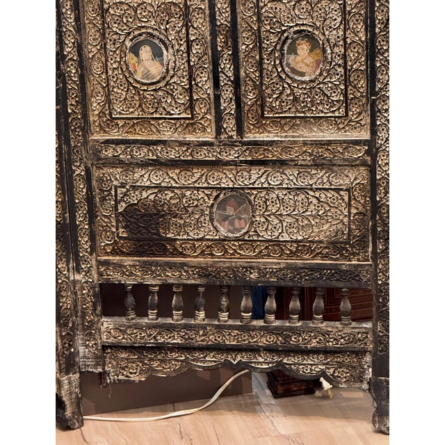 19th Century Anglo-Indian Four-Panel Screen For Sale - Image 10 of 14