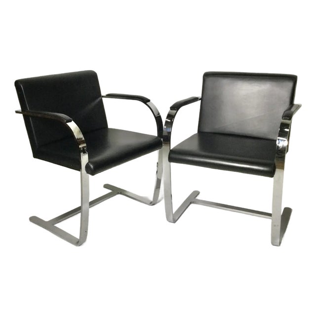 Pair of Mies Van Der Rohe Brno Style Flat Bar Chair in Black Leather, 1990s For Sale