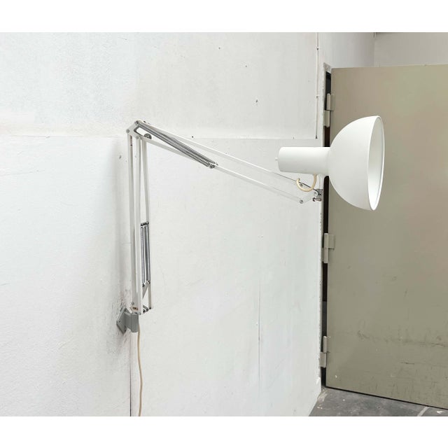 Mid-Century Modern It Task Wall Lamp from Louis Poulsen, 1970s For Sale - Image 13 of 18