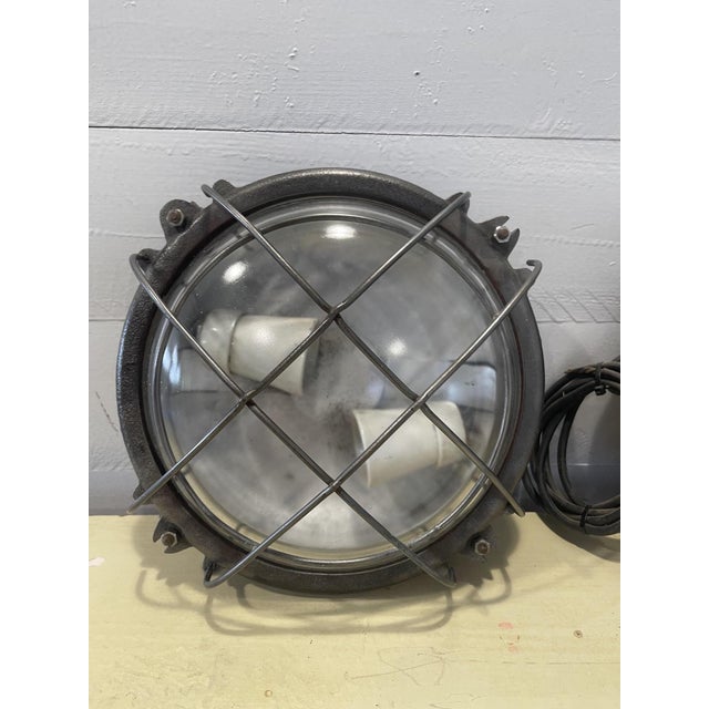 1950s Vintage Industrial Round Ceiling Lamp in Cast Iron, 1950 For Sale - Image 5 of 10