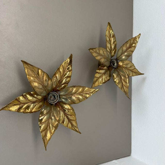 Article: Wall light ceiling light, set of 2 Design: Willy Daro MASSIVE Belgium, with Label sticker. Origin: Belgium Age:...