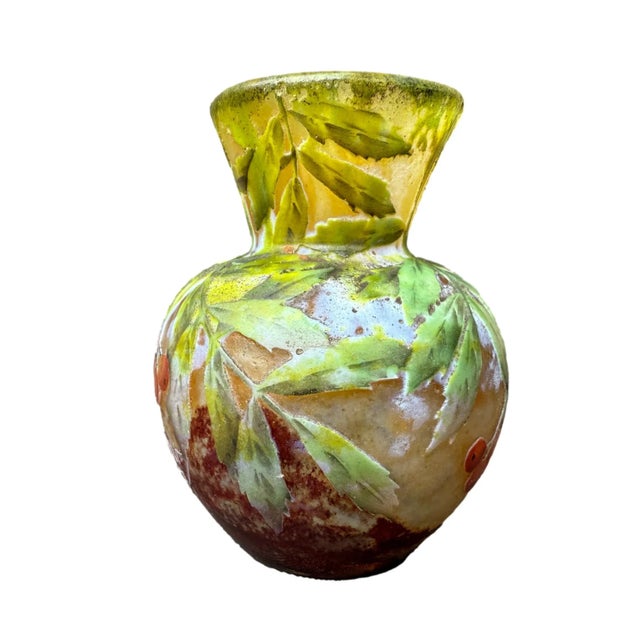 Art Nouveau Glass Cameo Vase with Birds Decor from Daum Nancy, France, 1910s For Sale - Image 9 of 10