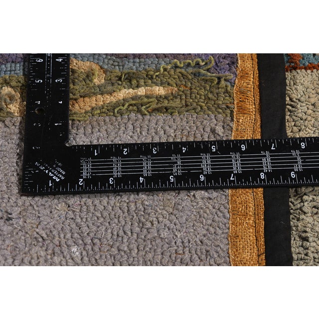 Textile Antique American Pictorial Hooked Rug, 02'04 X 03'00 For Sale - Image 7 of 10