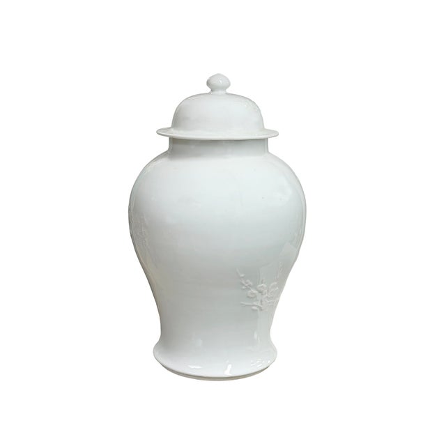 White Monochrome Round Relief Floral Motif Ceramic General Temple Jar For Sale In San Francisco - Image 6 of 14