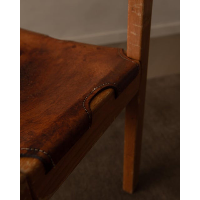 Vintage French Elm and Cognac Leather Chair from Maison Regain, 1970s For Sale - Image 14 of 16