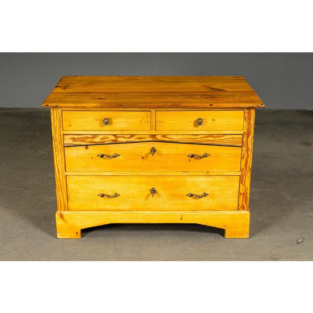 Art Nouveau Chest of Drawers in Pine For Sale - Image 5 of 18