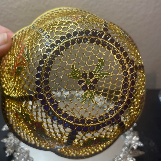 Chinese VTG Plique-a-Jour Cloisonné Enamel 5” Scalopped Bowl For Sale - Image 3 of 7
