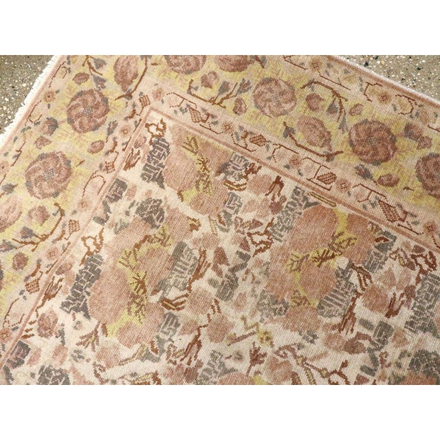 Early 20th Century Galerie Shabab Collection Early 20th Century Indian Lahore Throw Rug For Sale - Image 5 of 6