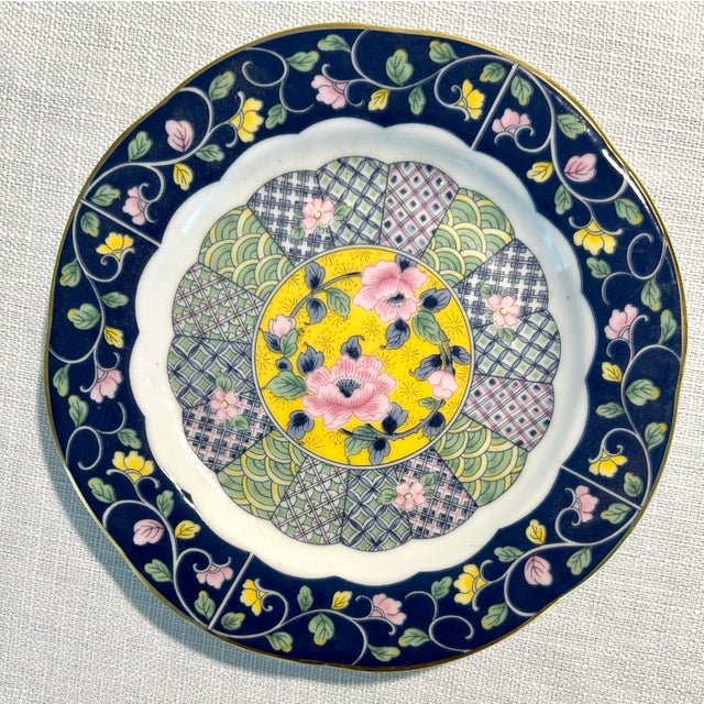 Blue MCM Gump’s Japanese Scalloped Gold Rimmed Imari Floral Porcelain Plates - A 10 Piece Set For Sale - Image 8 of 9